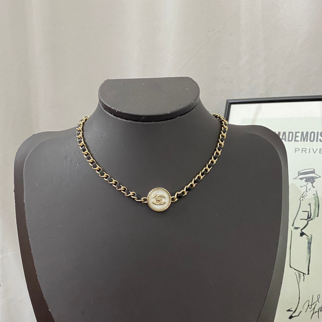 CHANEL Vintage Choker Necklace