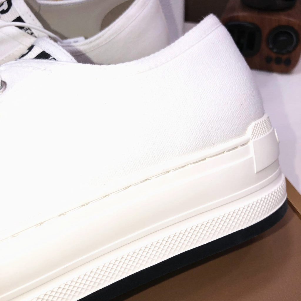 Dior Sneakers #420
