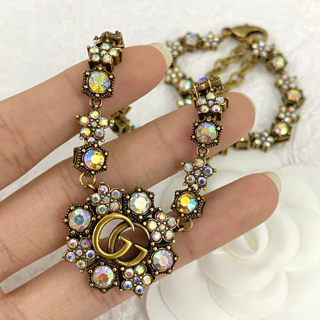 GUCCI CN011 Crystal Vintage Necklace
