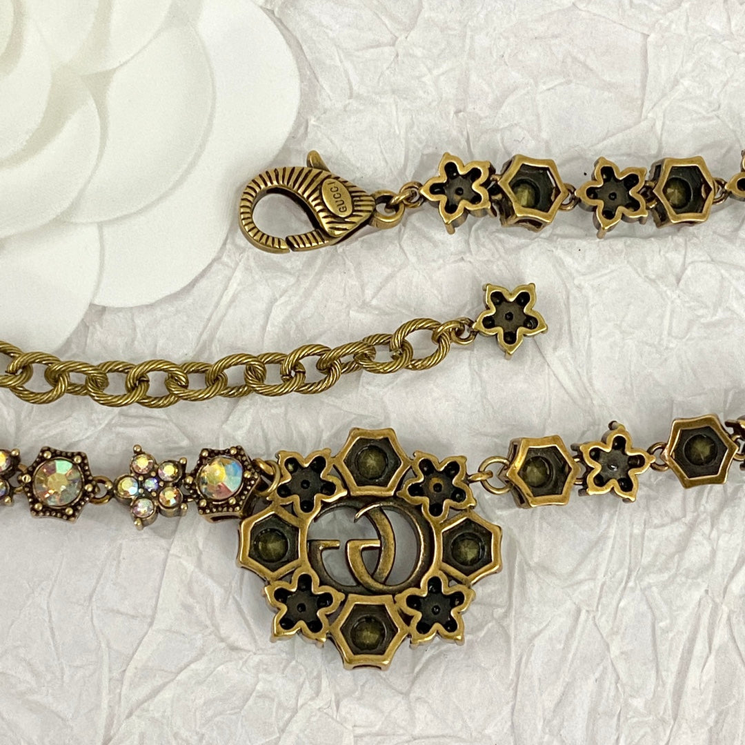 GUCCI CN011 Crystal Vintage Necklace