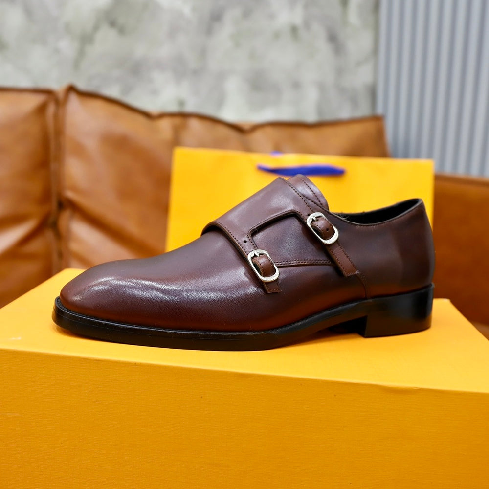 Louis Vuitton Men's Sneakers - Style 425701