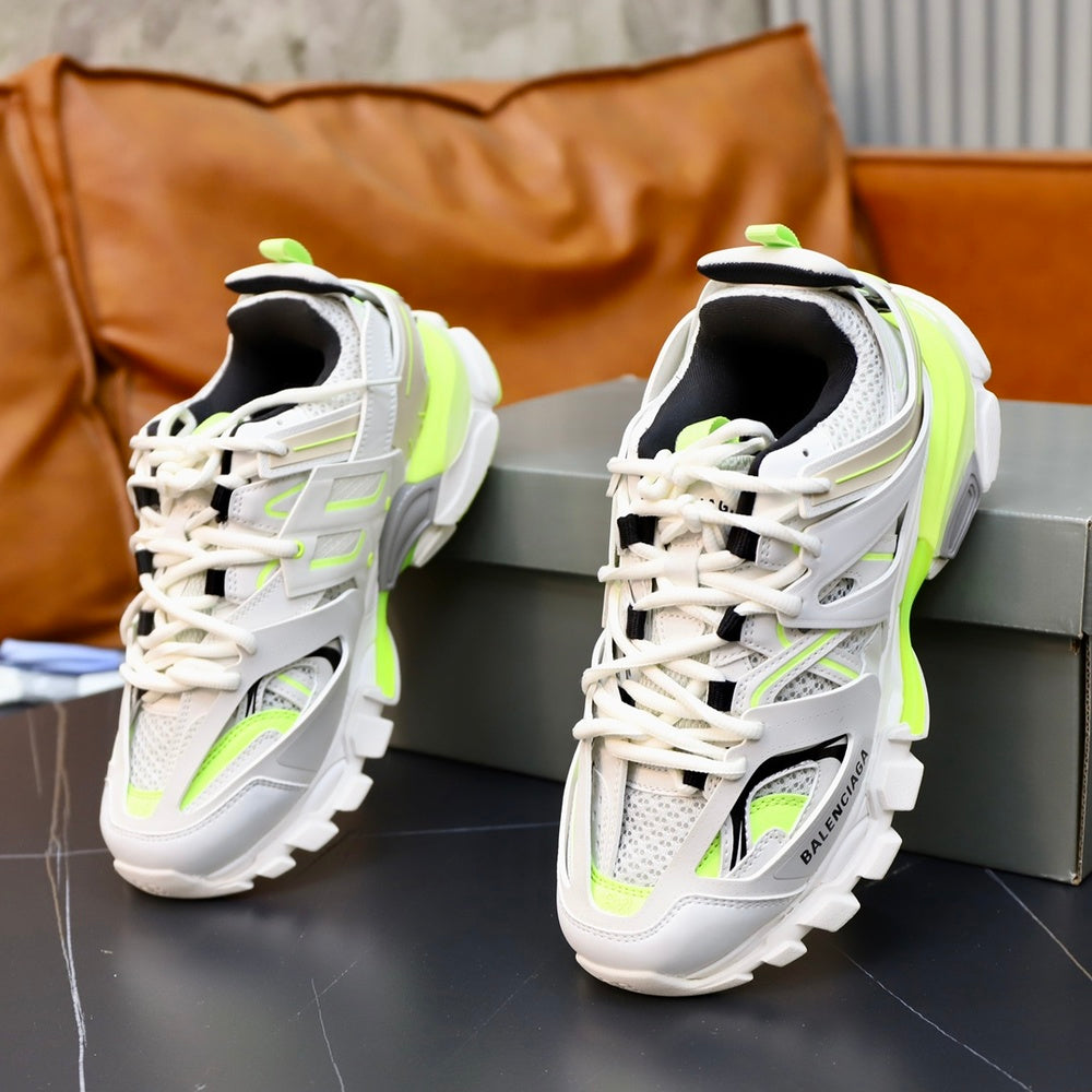 Balenciaga Men's Sneakers - Style 425755