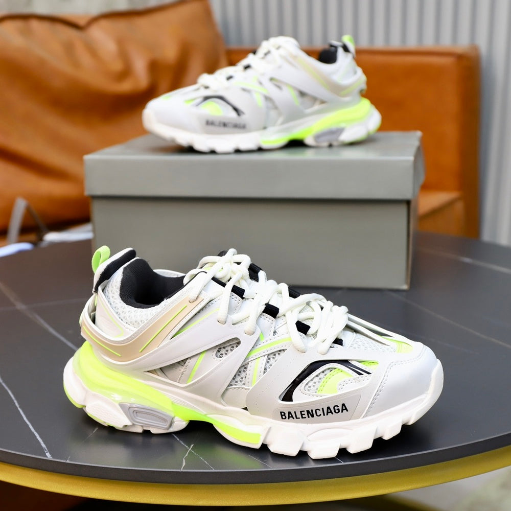 Balenciaga Men's Sneakers - Style 425755