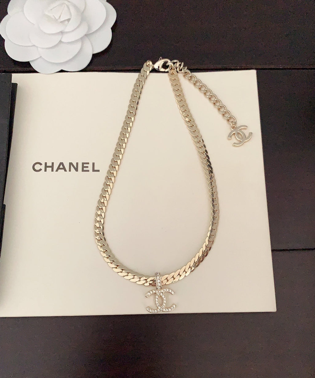 P60 Necklace