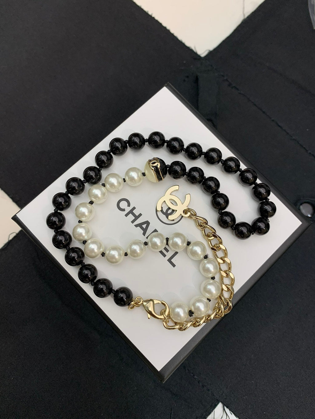 CHANEL Pearl Necklace