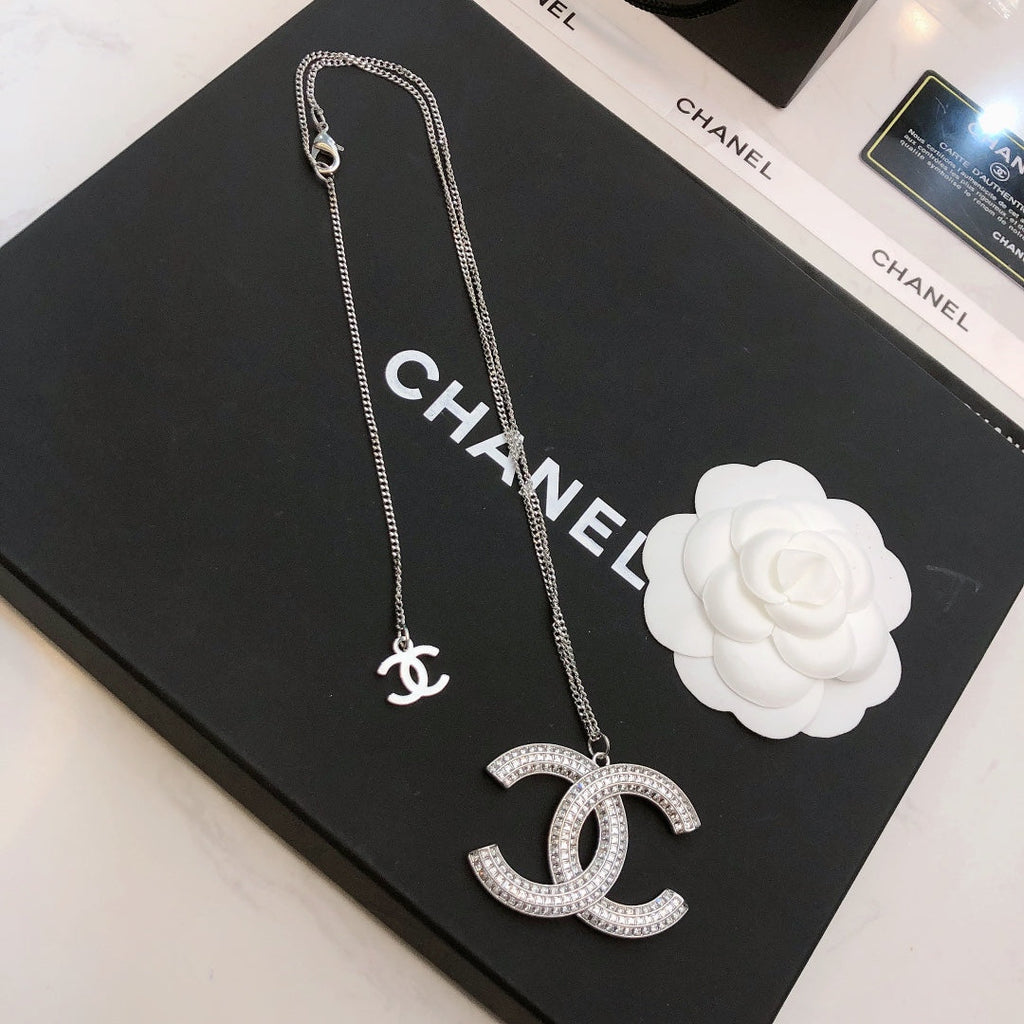 CHANEL Necklace