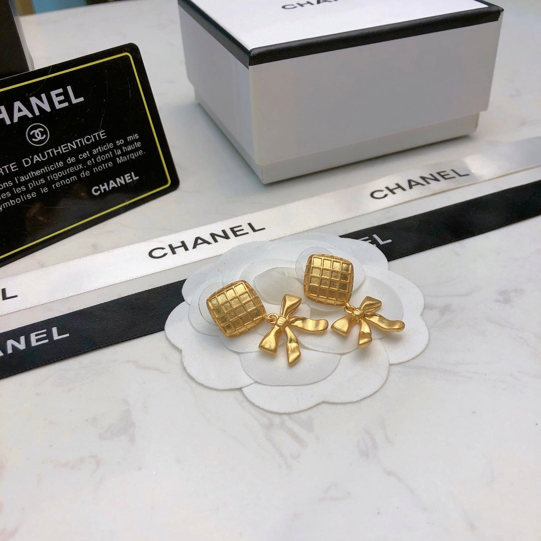 CHANEL Vintage Earrings