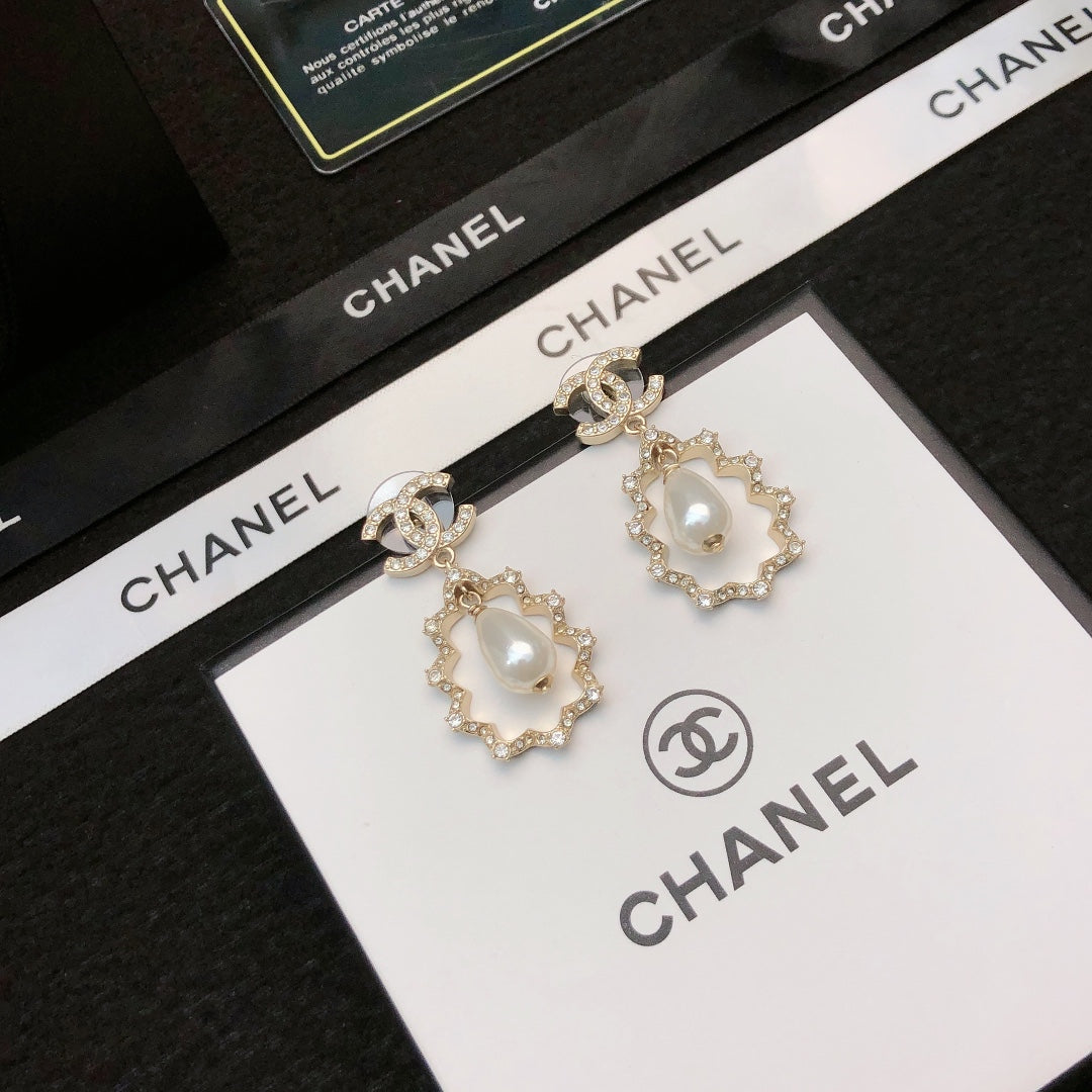 CHANEL Double-C Earrings