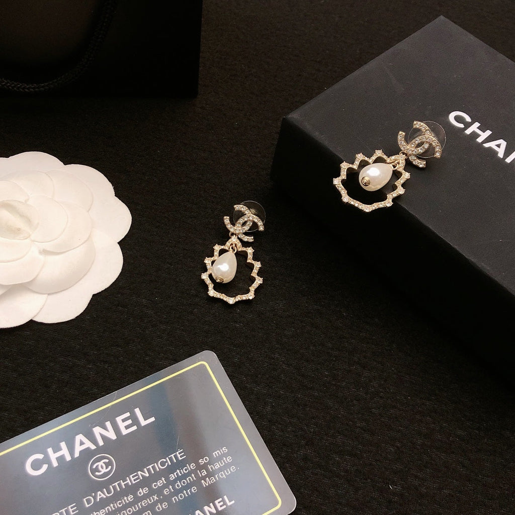 CHANEL Double-C Earrings