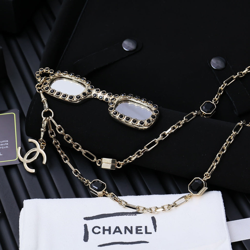CHANEL Crystal Necklace