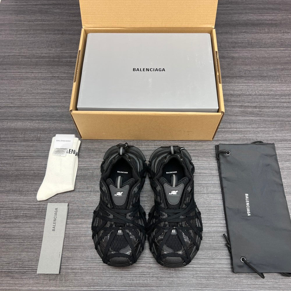 Balenciaga Track 10th Sneaker #01 - Color 01 - Image 2