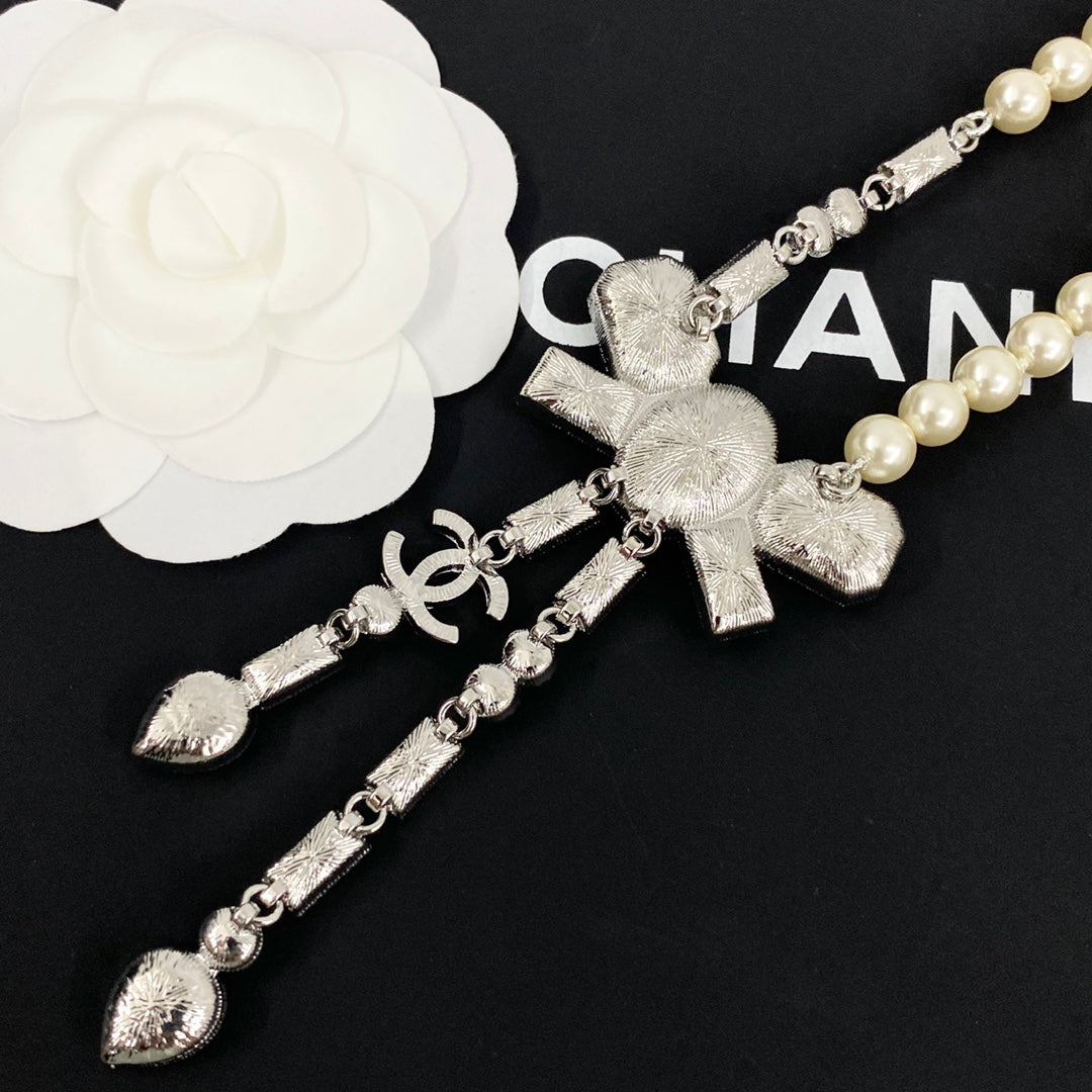 CHANEL Pearl Crystal Bow Necklace