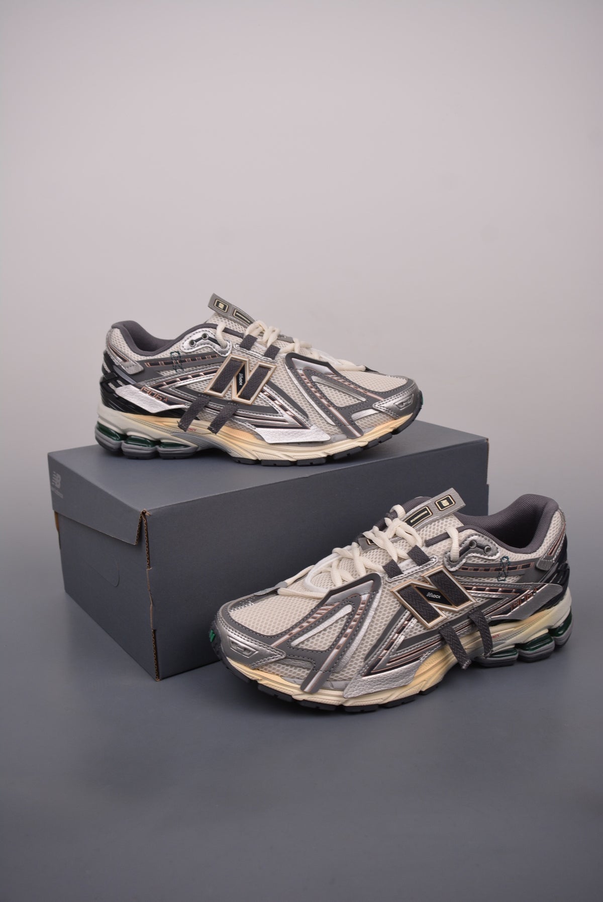 New Balance 190 240 - Image 5