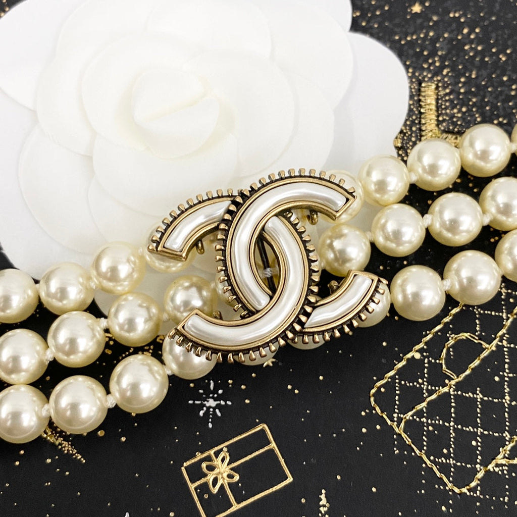 CHANEL Pearl Mother-of-Pearl Double-C Necklace