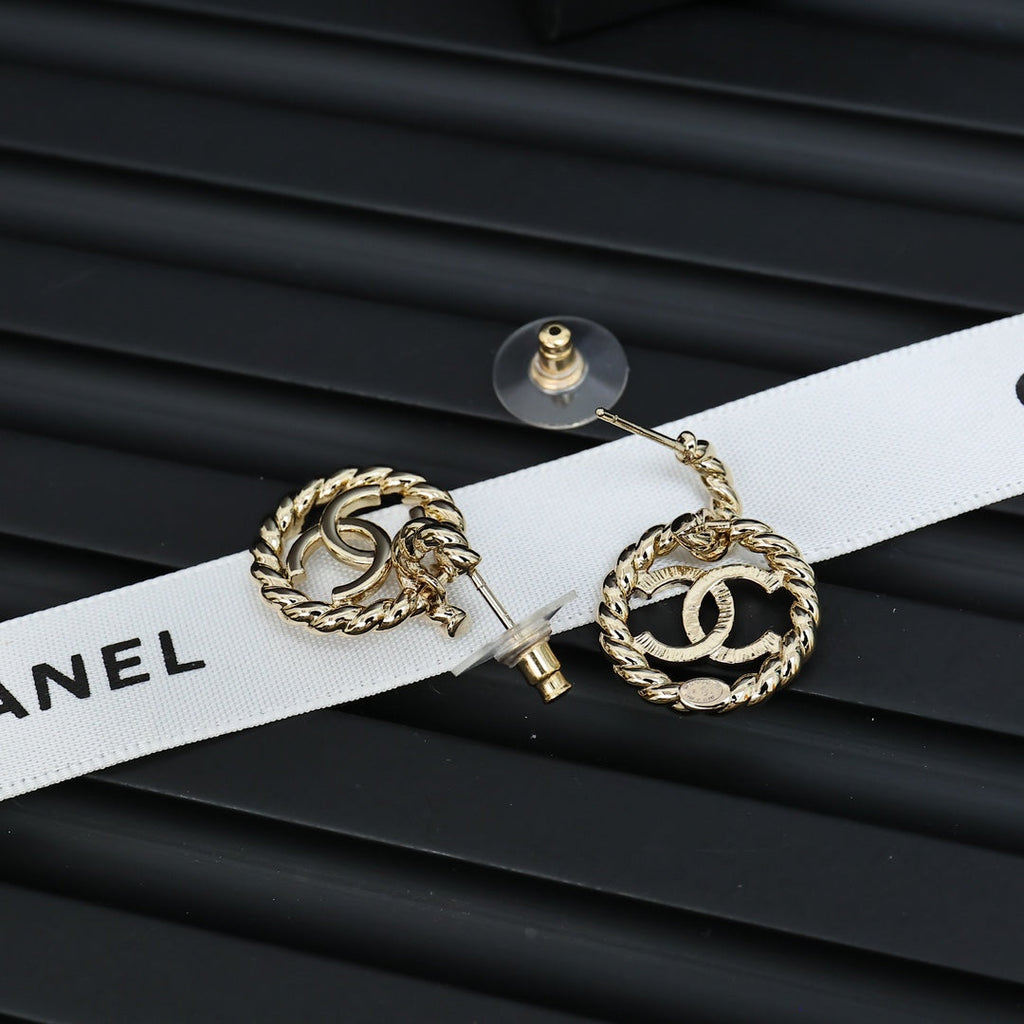 CHANEL Double-C Earrings