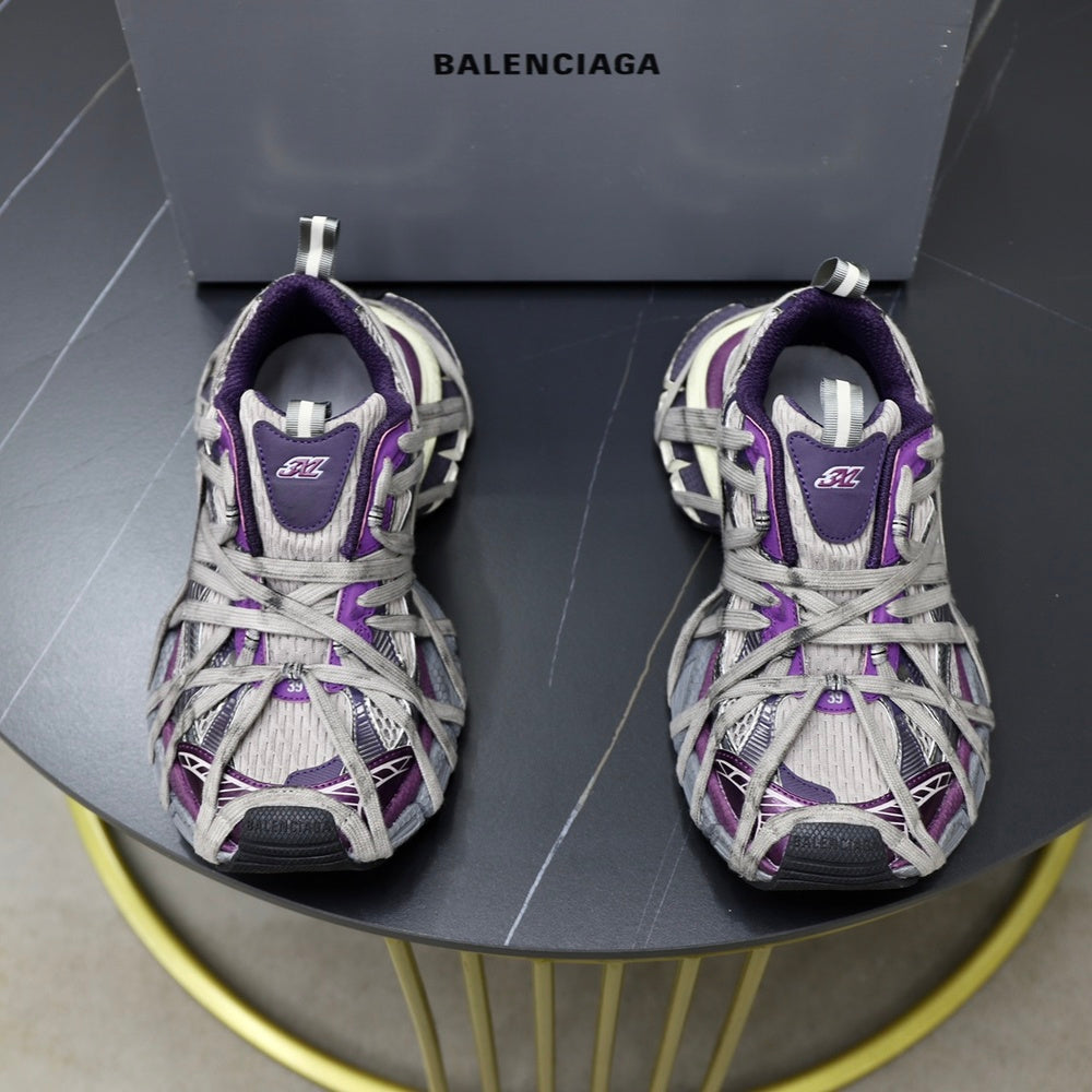 Designer Men's Sneakers - Style 425463