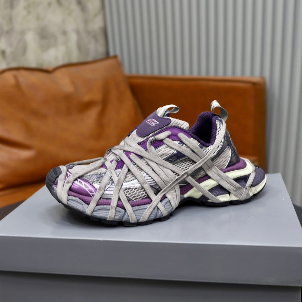 Designer Men's Sneakers - Style 425463