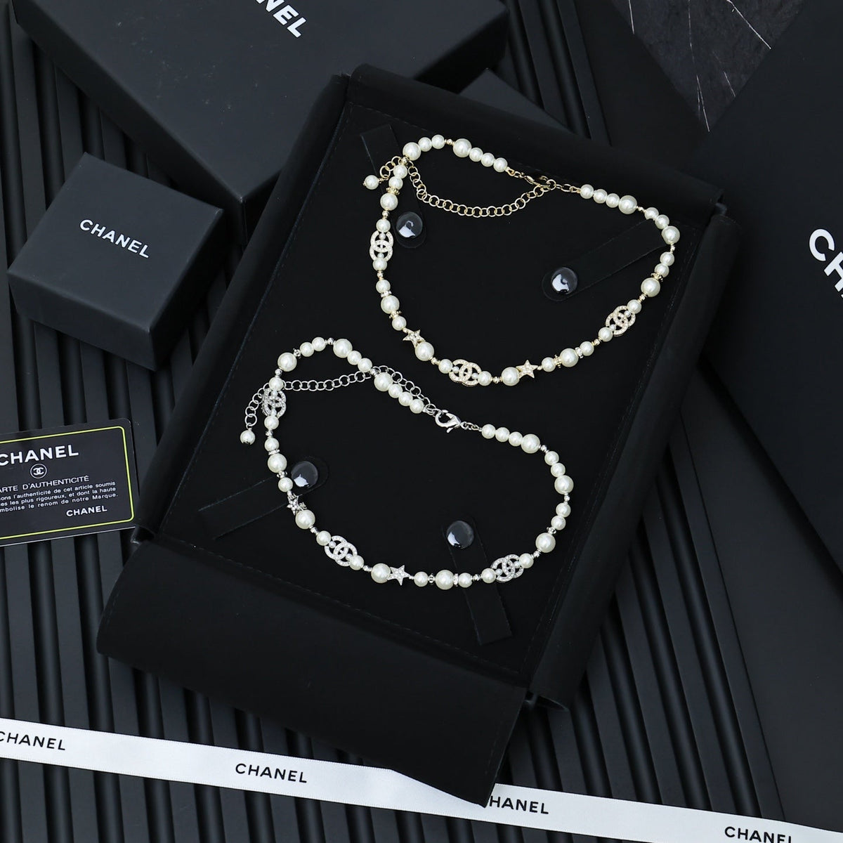 CHANEL Pearl Necklace