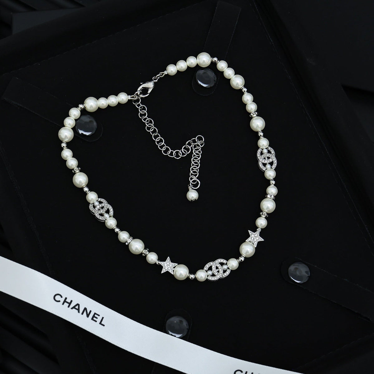 CHANEL Pearl Necklace