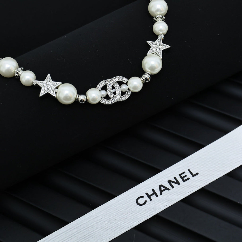 CHANEL Pearl Necklace