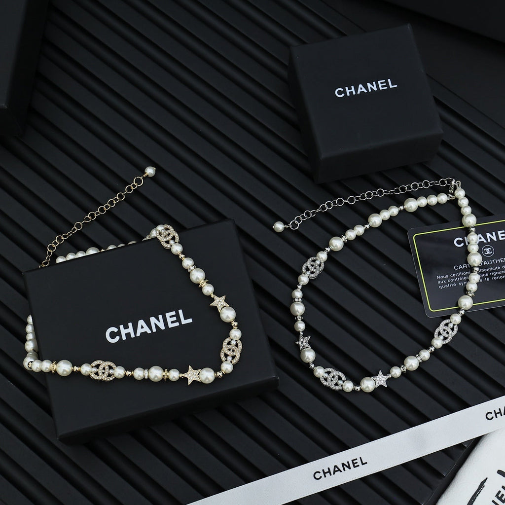 CHANEL Pearl Necklace