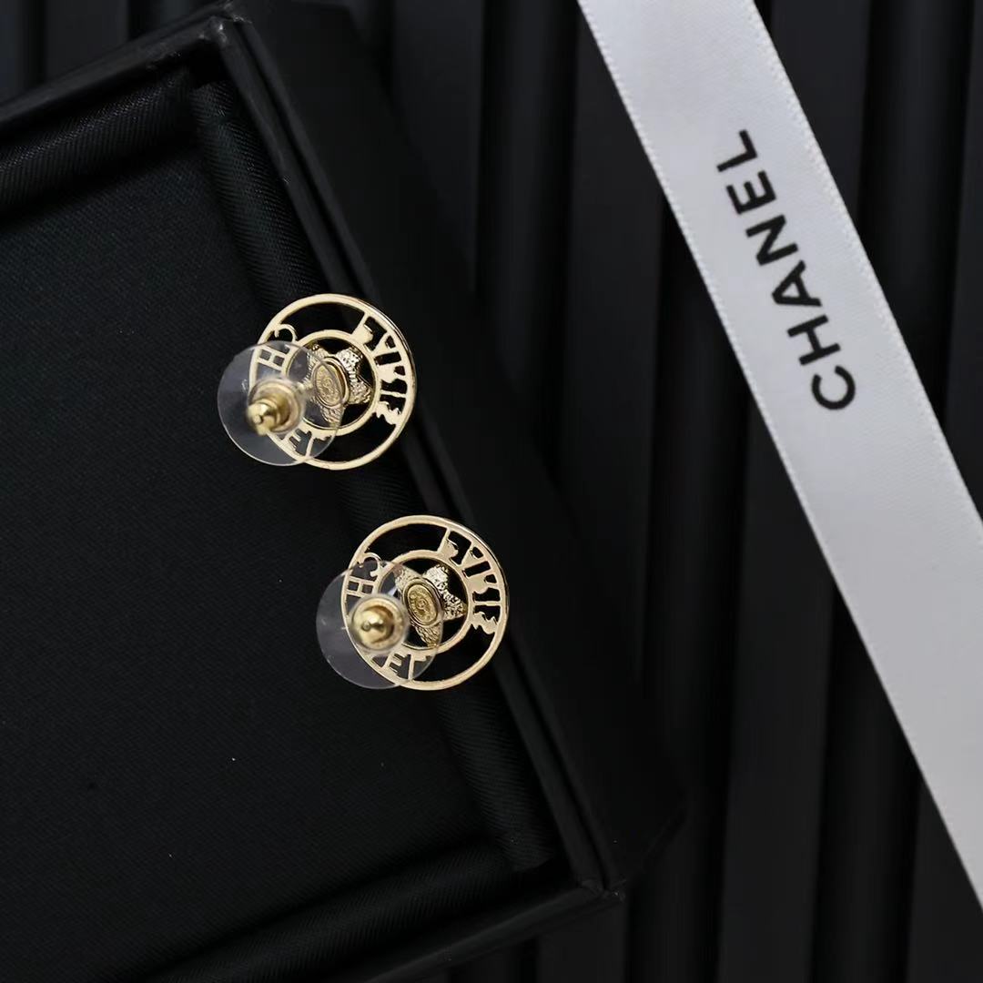 CHANEL Necklace