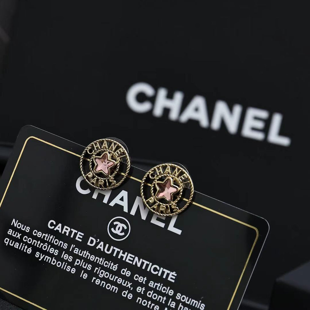 CHANEL Necklace
