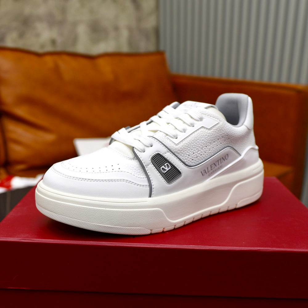 Valentino Unisex Sneakers - Style 426357