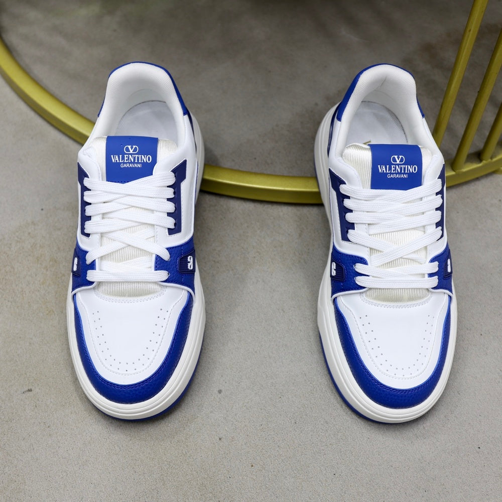 Valentino Unisex Sneakers - Style 426357