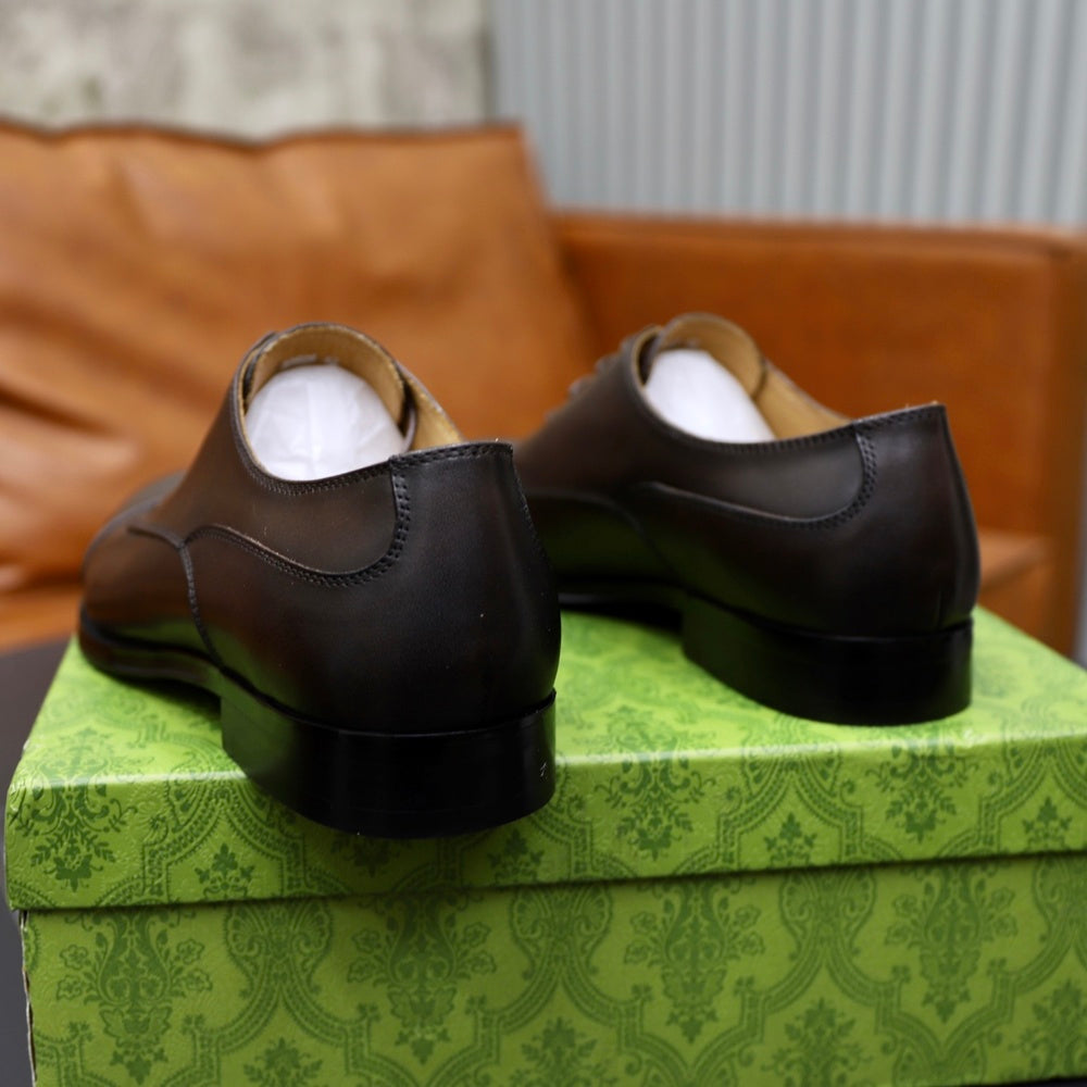 Gucci Men's Dress Shoes - Style 426524