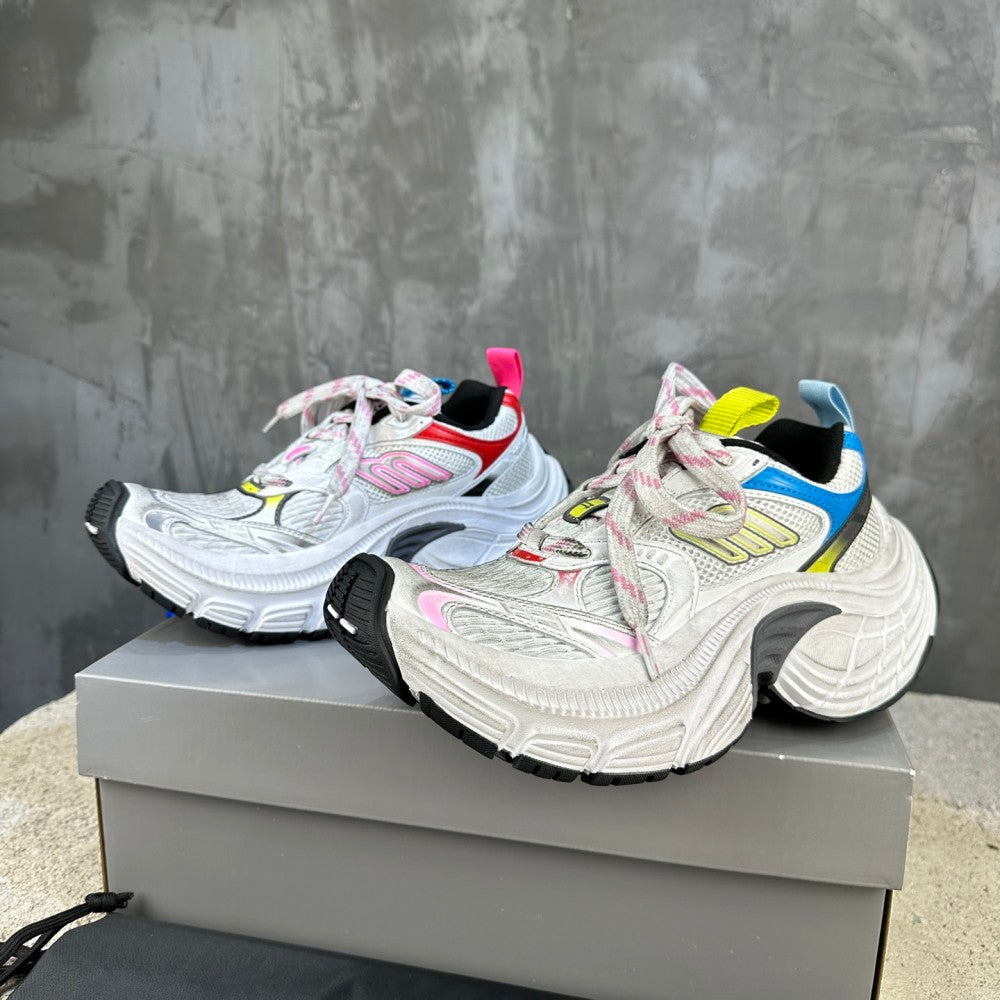 Balenciaga （独家版）巴黎6XL Balenciaga 巴黎世家 Sneaker #02 - Color 01 - Image 3