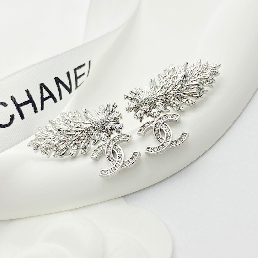 CHANEL Crystal Double-C Pendant Necklace
