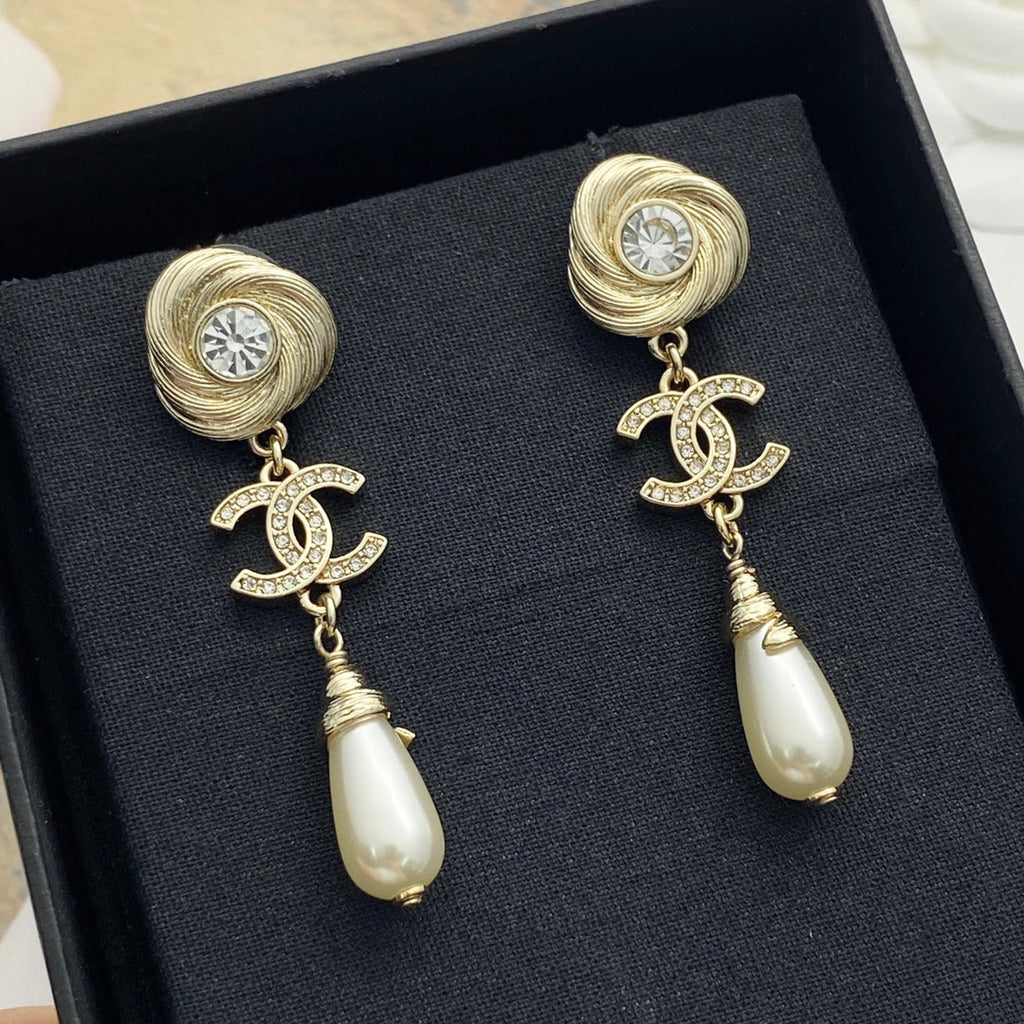 CHANEL Pearl Crystal Double-C Pendant Necklace