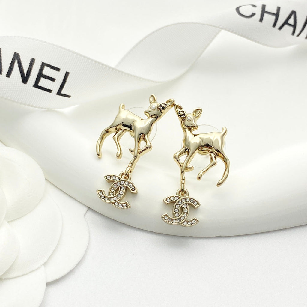 CHANEL Crystal Enamel Double-C Pendant Necklace
