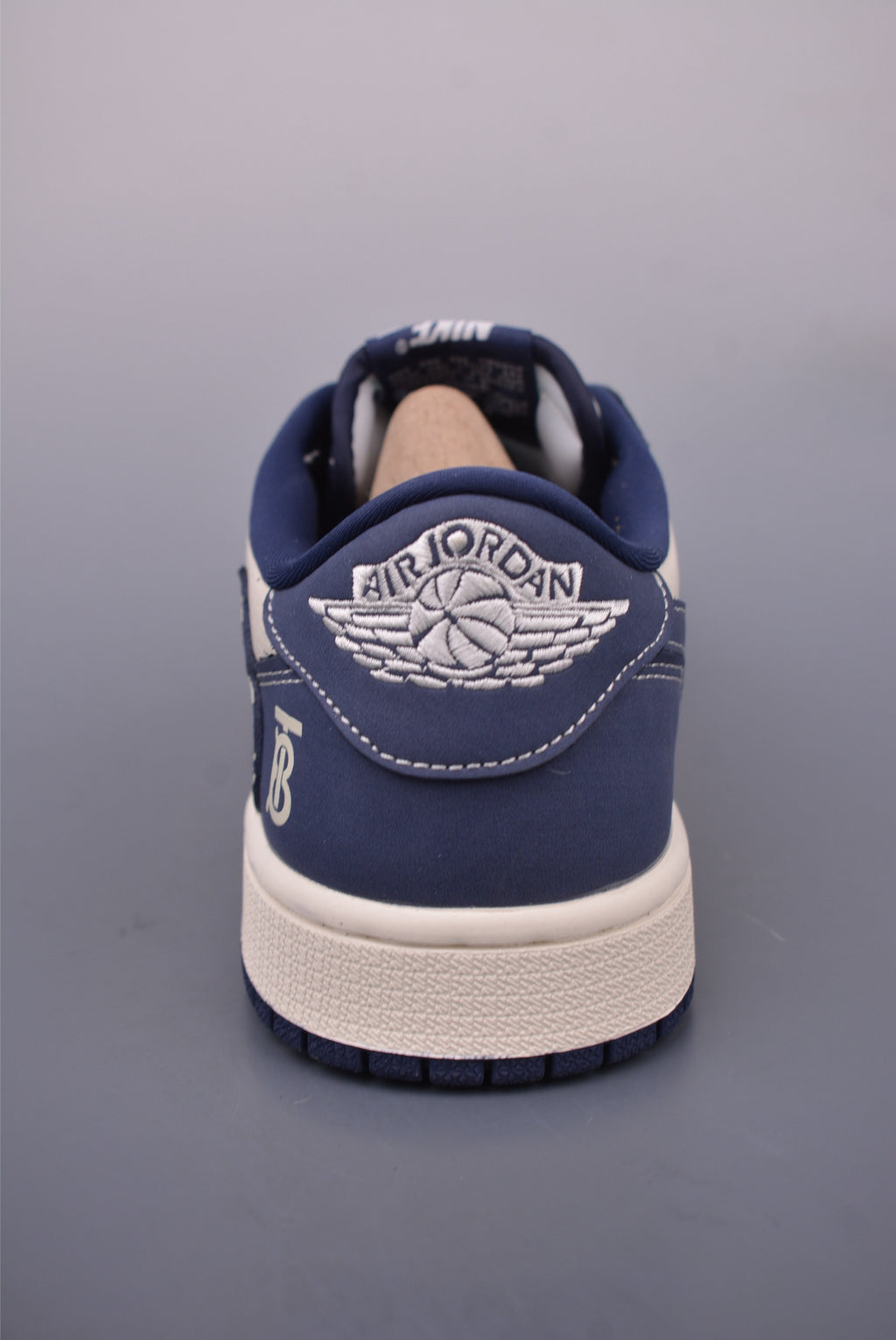 Fragment x Travis Scott x Nike Air Jordan 1 Low - Image 4