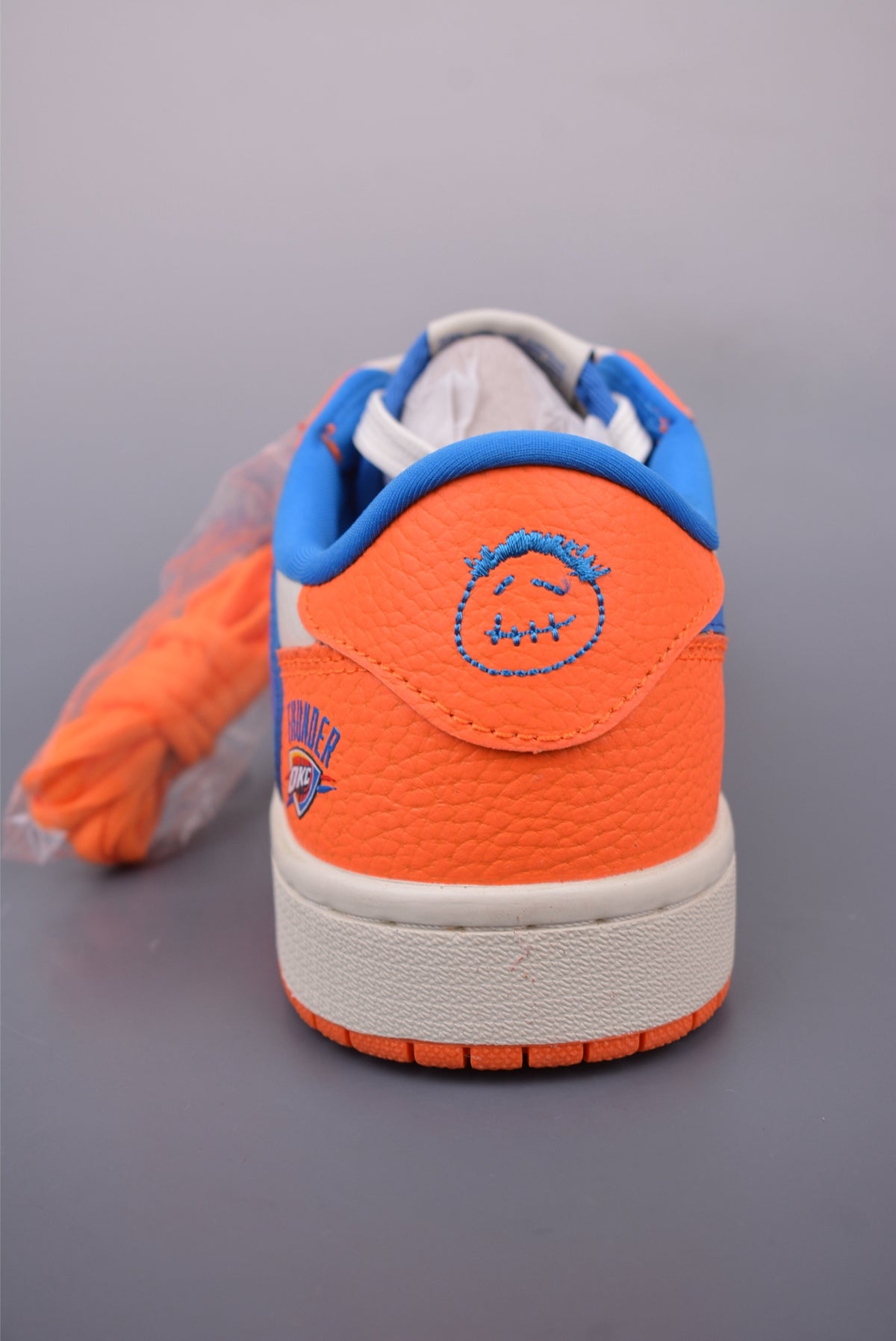 Fragment x Travis Scott x Nike Air Jordan 1 Low - Image 4