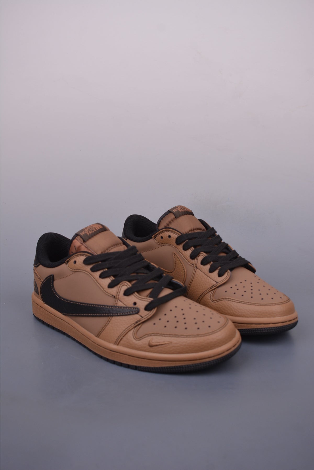 Fragment x Travis Scott x Nike Air Jordan 1 Low - Image 1