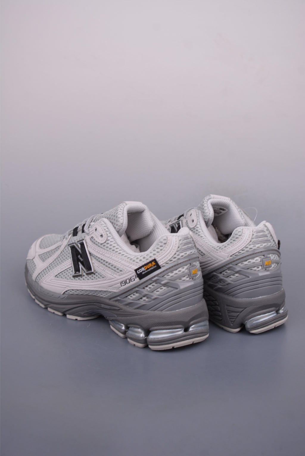 New Balance 190 240 - Image 2
