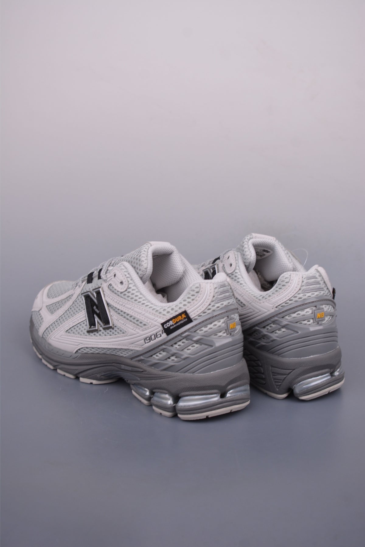 New Balance 190 240 - Image 2