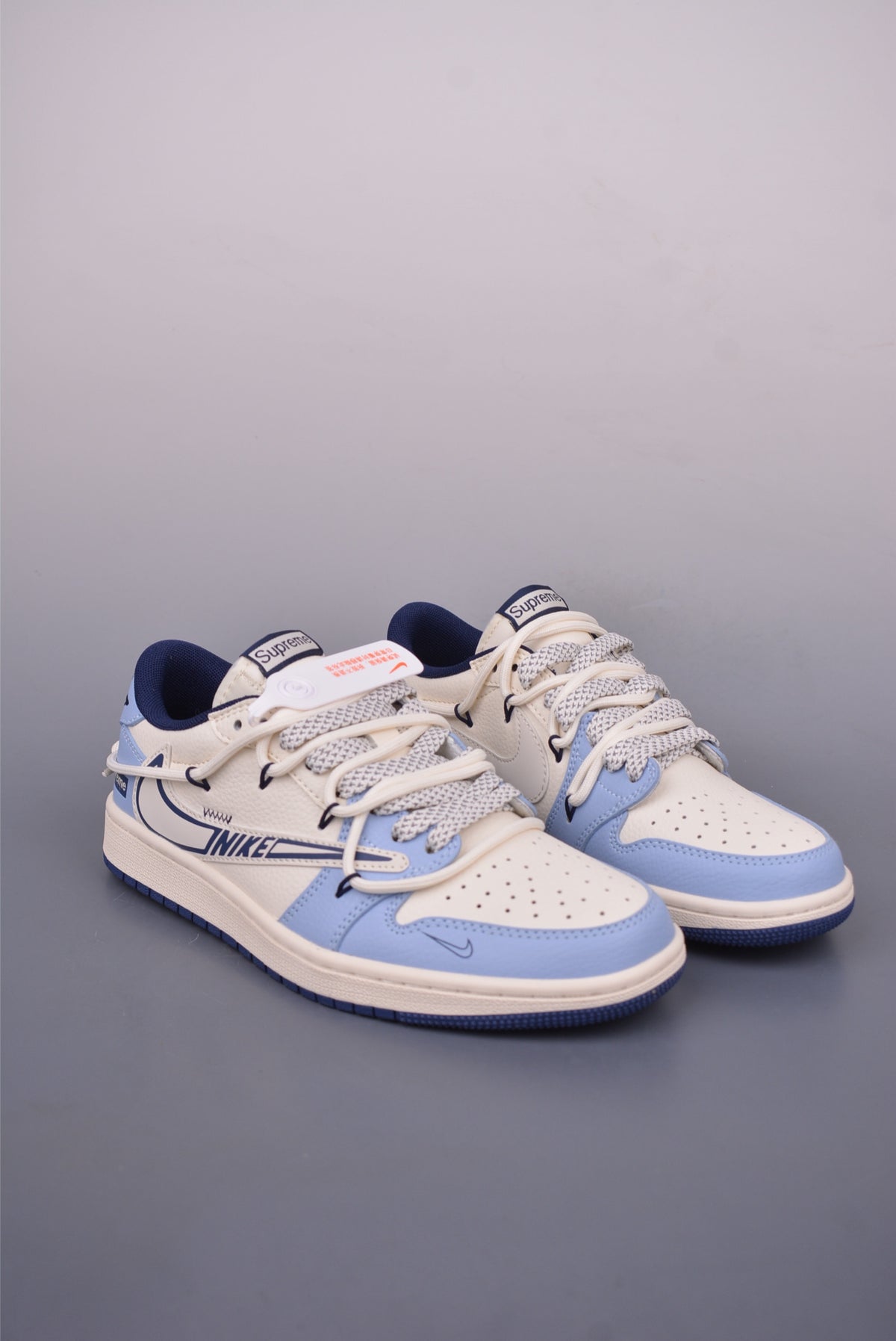 Fragment x Travis Scott x Nike Air Jordan 1 Low - Image 1