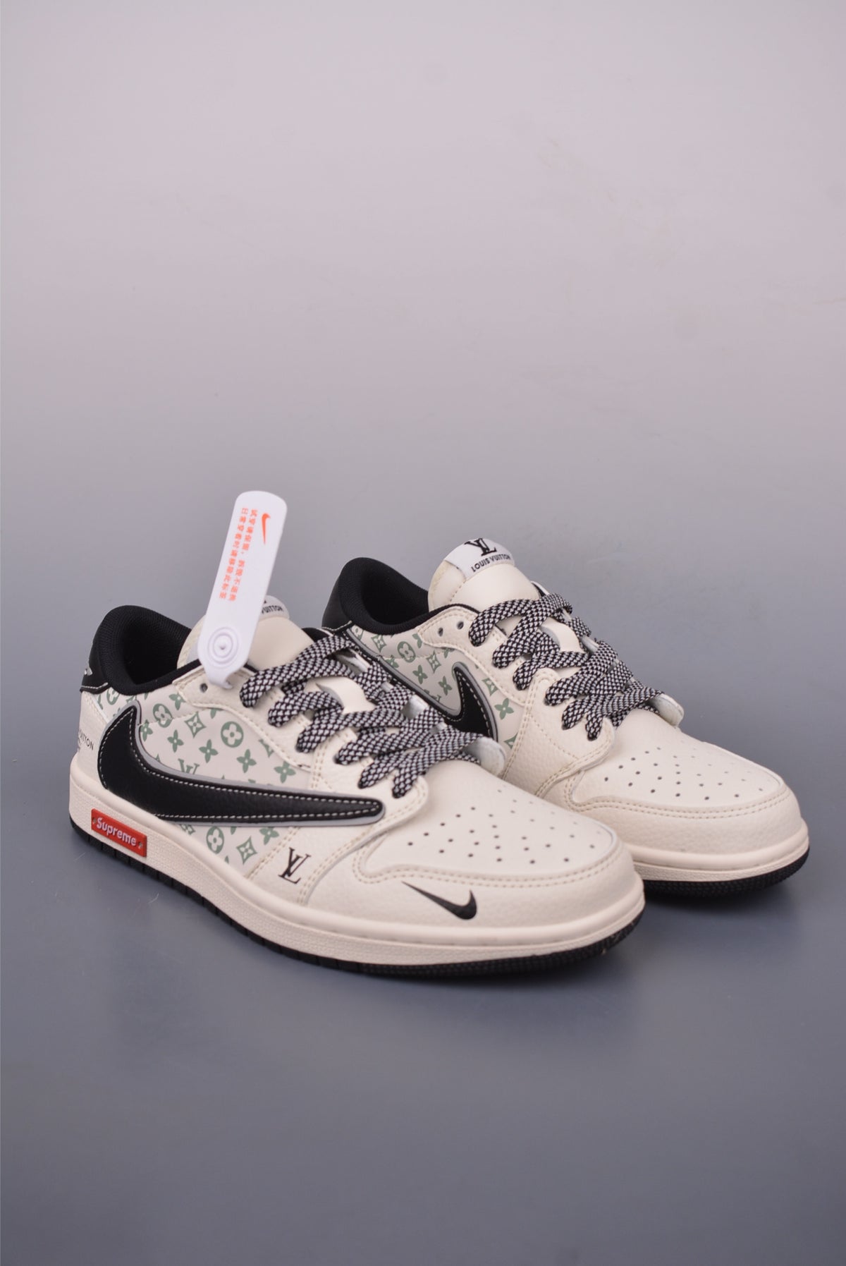 Fragment x Travis Scott x Nike Air Jordan 1 Low - Image 1