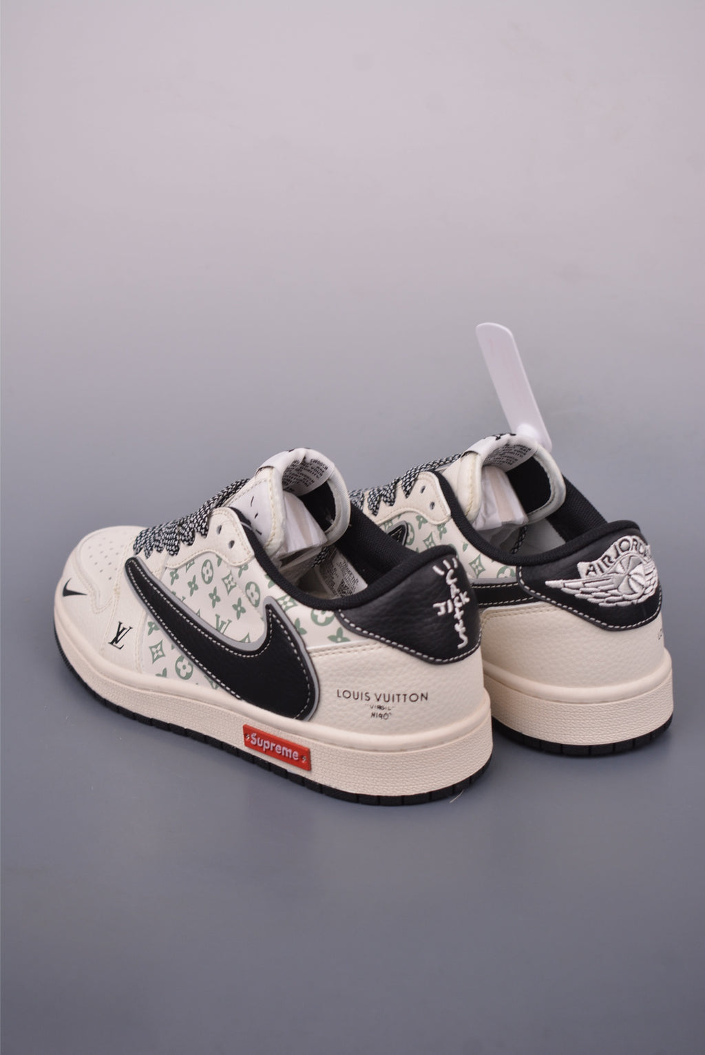 Fragment x Travis Scott x Nike Air Jordan 1 Low - Image 2