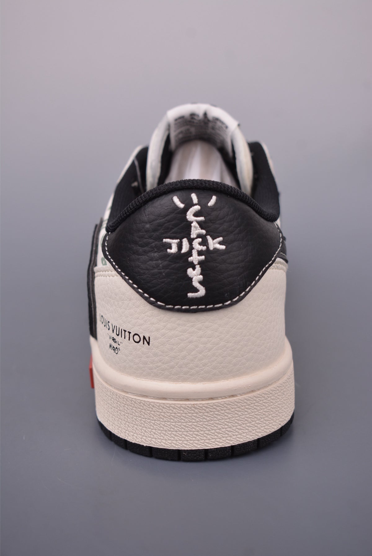 Fragment x Travis Scott x Nike Air Jordan 1 Low - Image 4