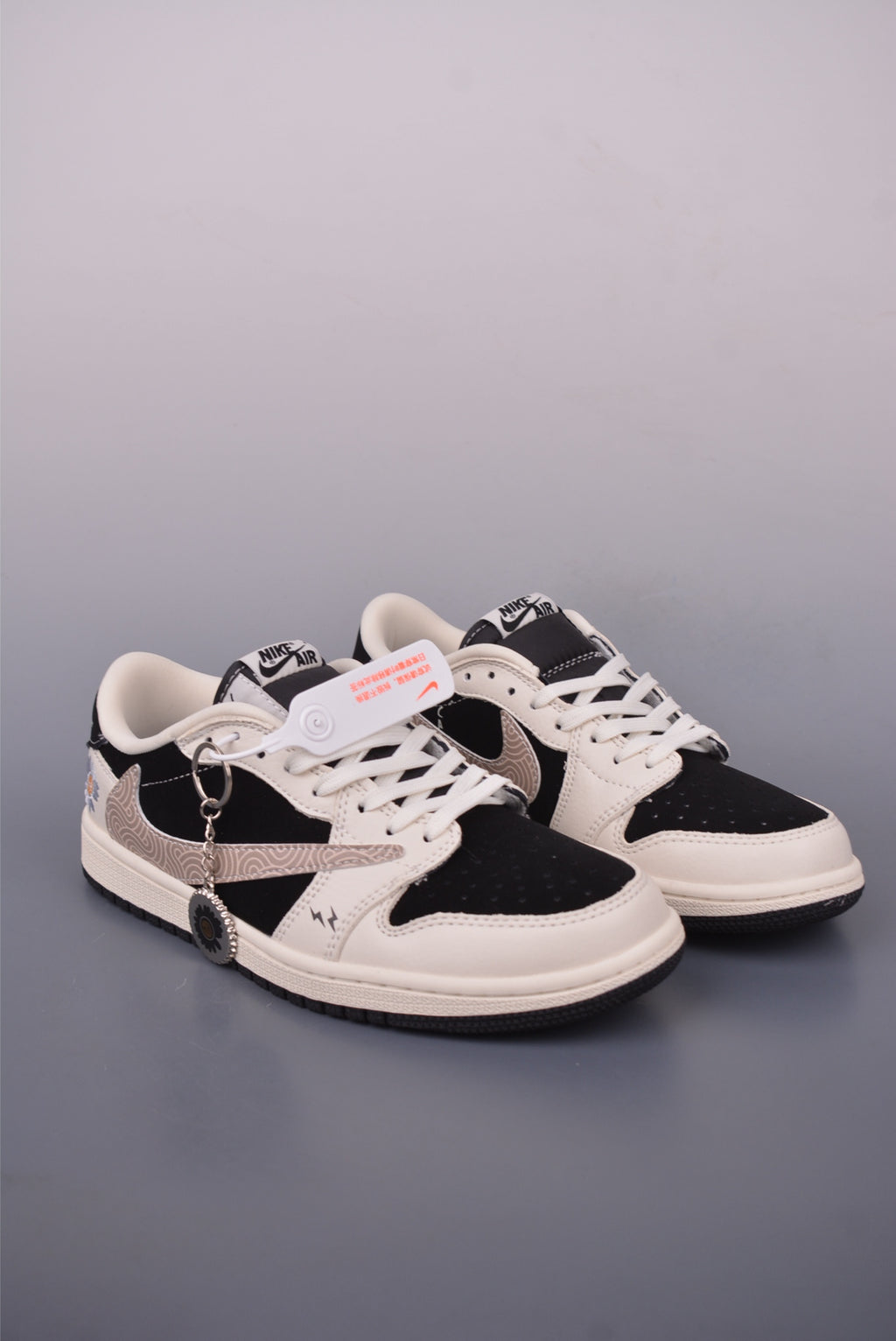 Fragment x Travis Scott x Nike Air Jordan 1 Low - Image 1