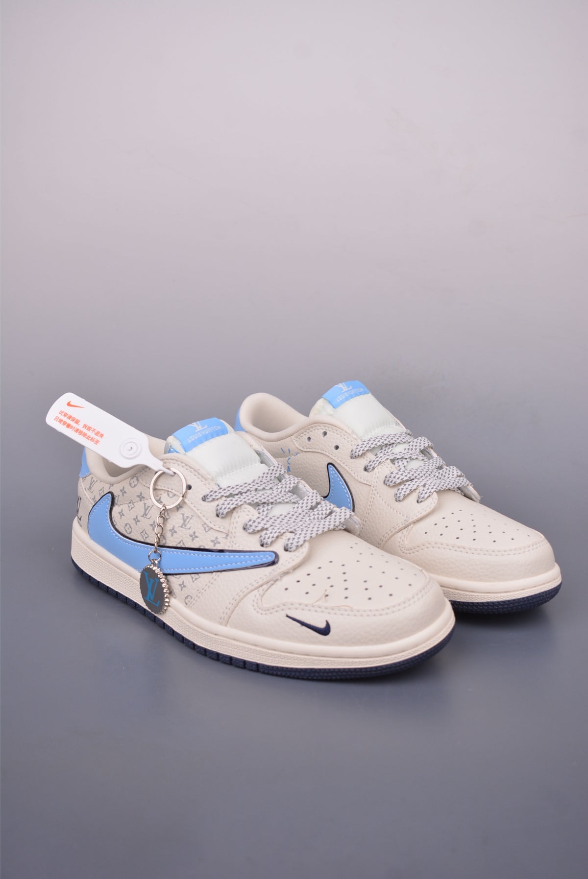 Fragment x Travis Scott x Nike Air Jordan 1 Low - Image 1