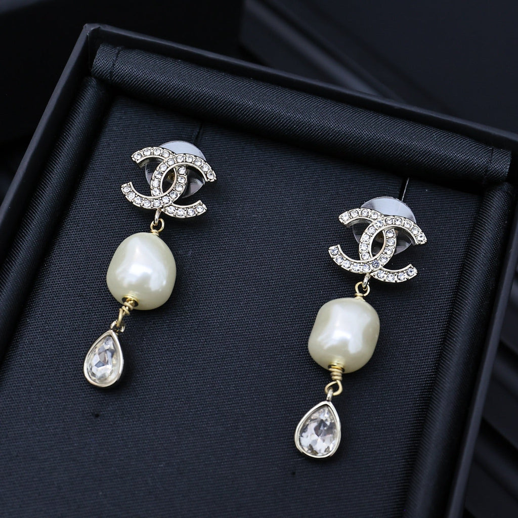 CHANEL Pearl Tassel Earrings