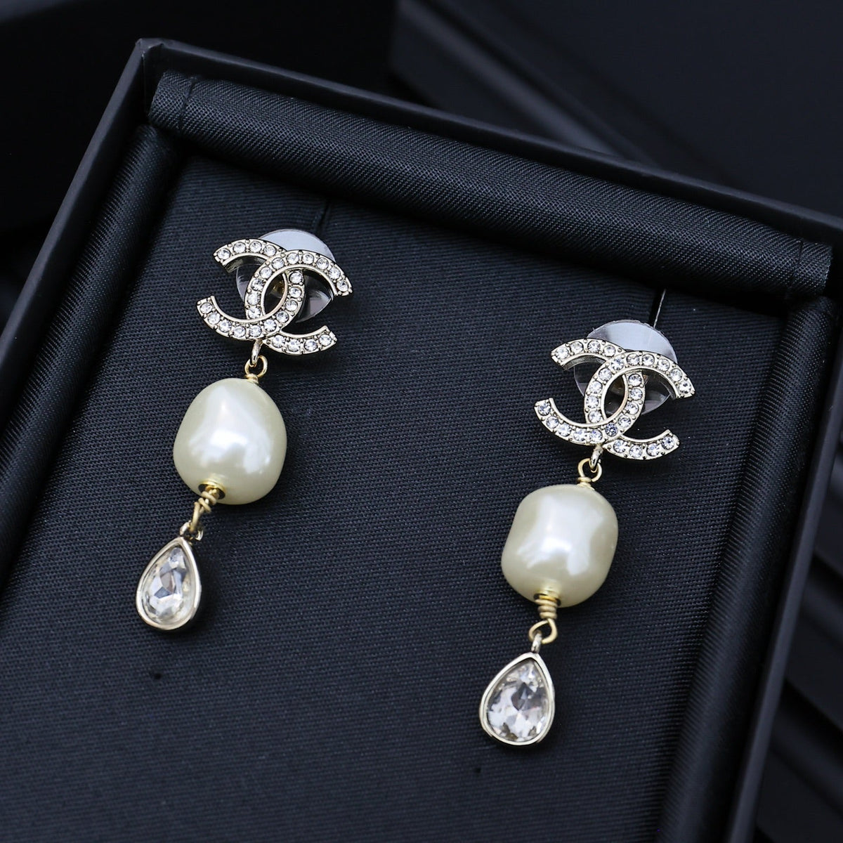 CHANEL Pearl Tassel Earrings