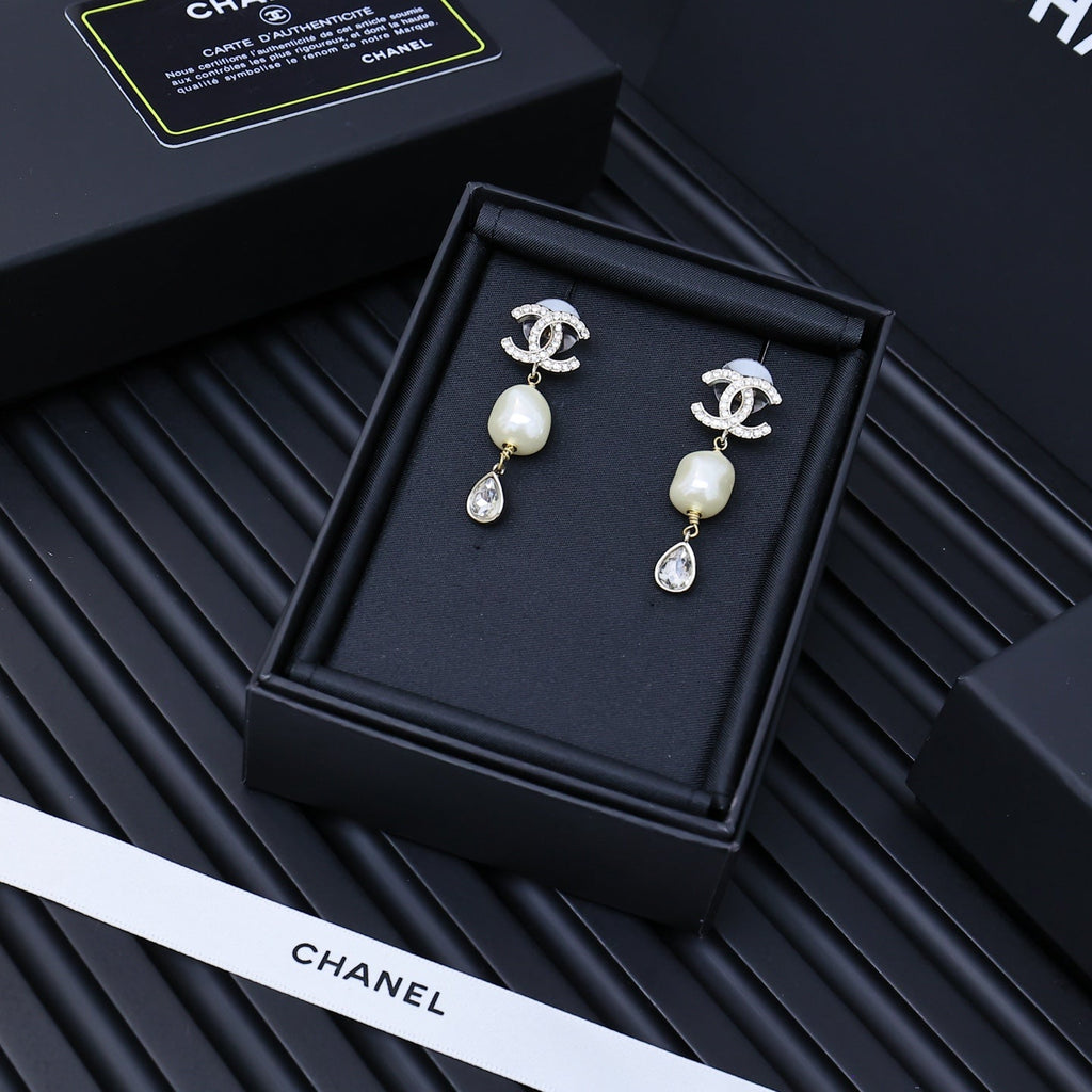 CHANEL Pearl Tassel Earrings