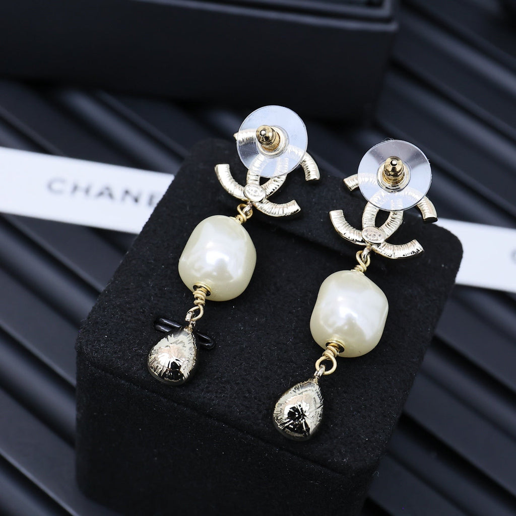 CHANEL Pearl Tassel Earrings