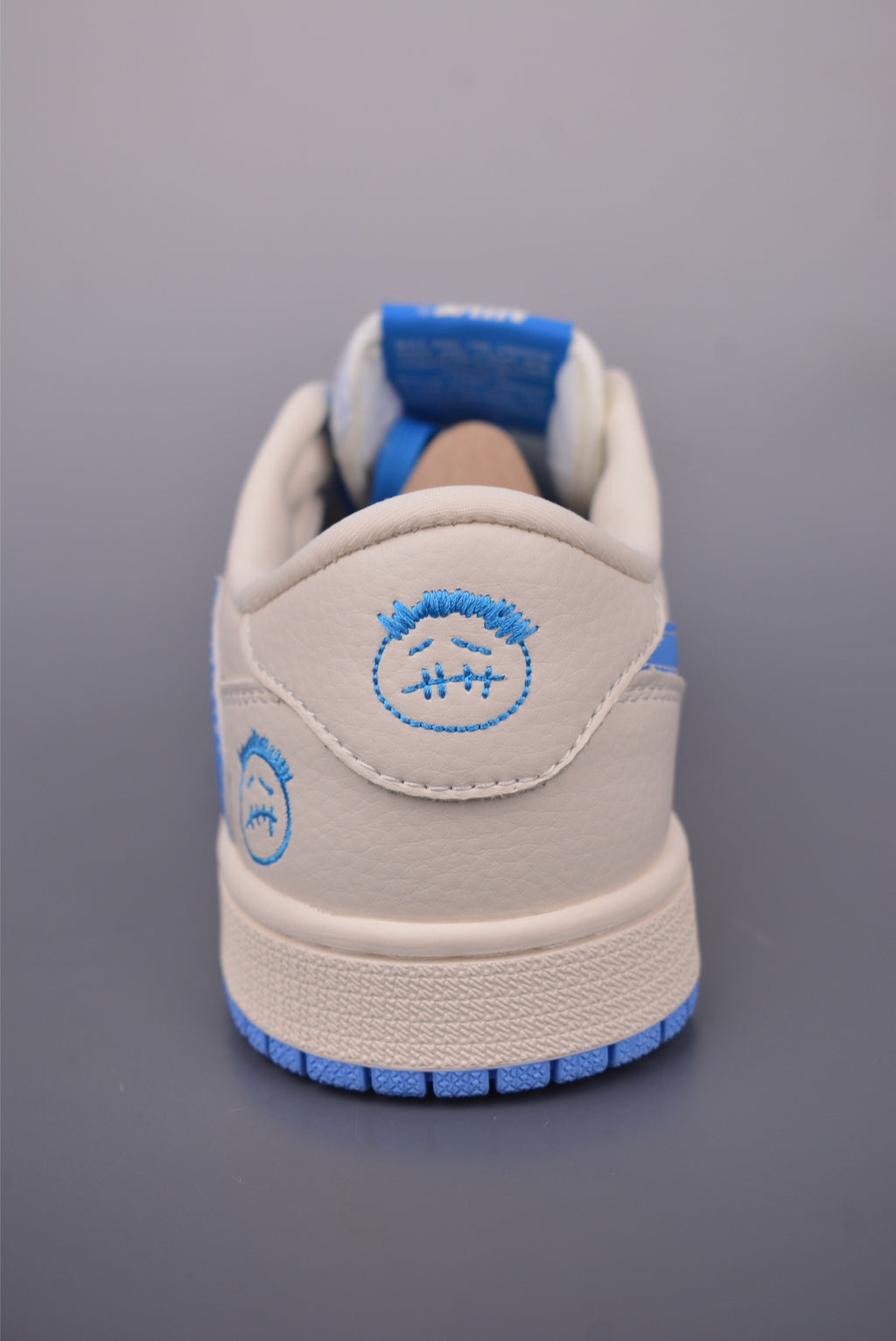 Fragment x Travis Scott x Nike Air Jordan 1 Low - Image 4